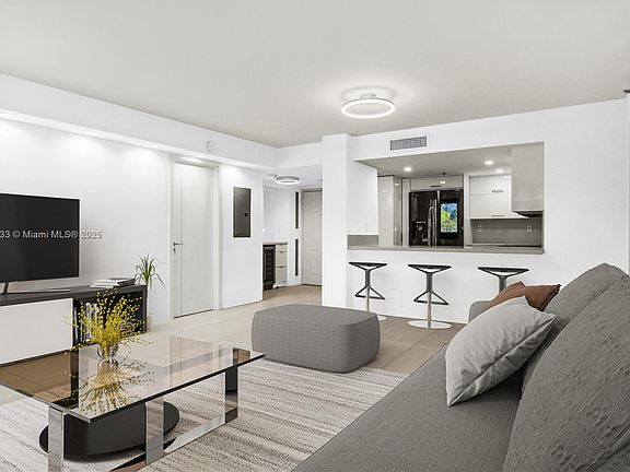4th image of 540 Brickell Key Dr APT 823