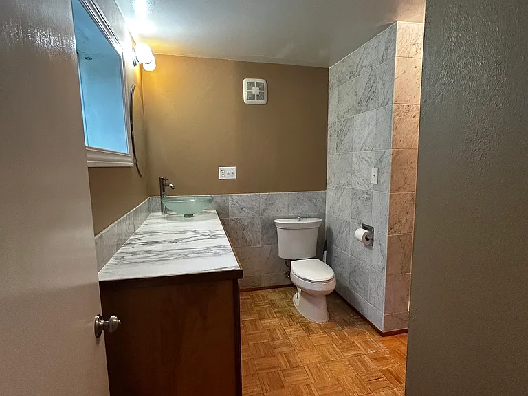330 Sawmill Rd — Photo 23