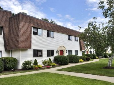 10 Hulls Hwy, Southport, CT, 06890