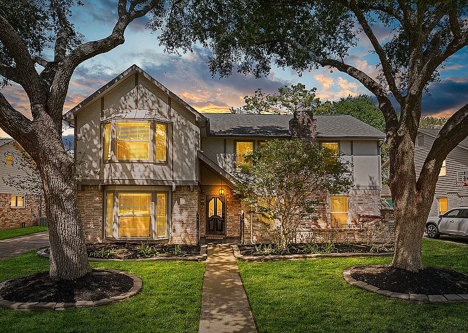 1st image of 2722 Pepper Wood Dr