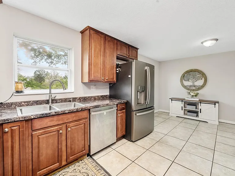 10624 Fallis Rd — Photo 22