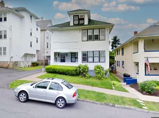 1028 Poplar St, Scranton, PA 18510