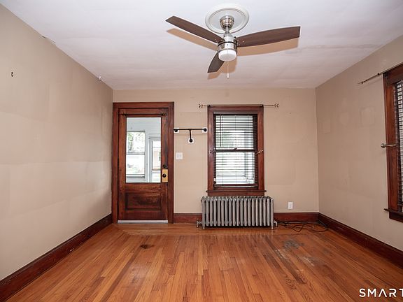 5th image of 80 William Street