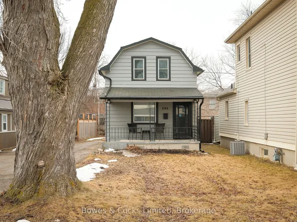 684 Saint Marys St, Peterborough, ON K9J 4G9