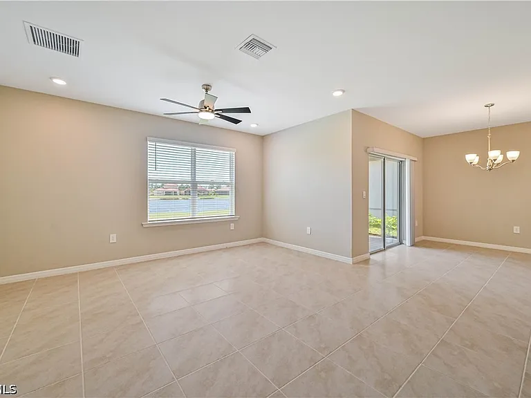 4226 Bloomfield St — Photo 8