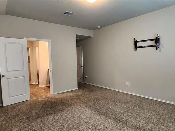 4th image of 21623 Victoria Harbor Dr