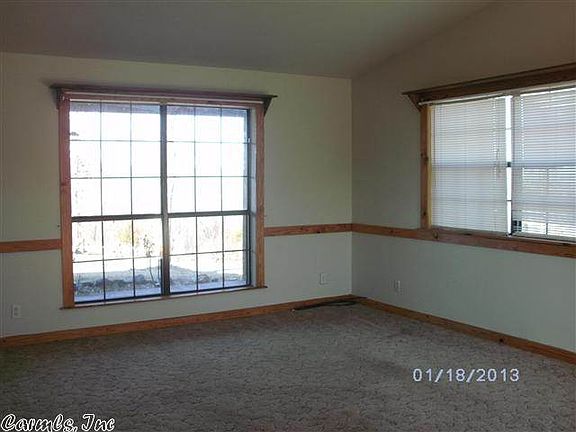 5th image of 107 Amity Ln