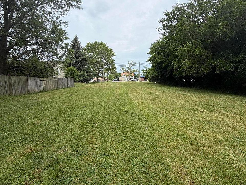 2nd image of 4204 Kalamazoo Ave SE