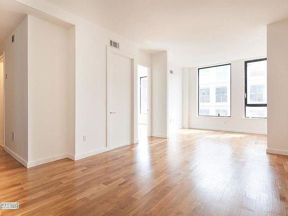 5th image of 687 Driggs Ave APT 2J