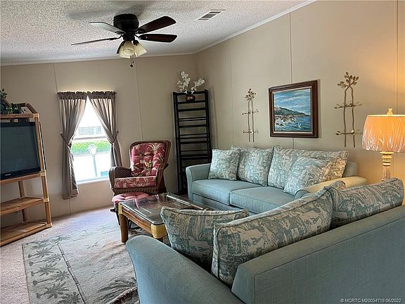 3rd image of 4252 SE Sweetwood Way