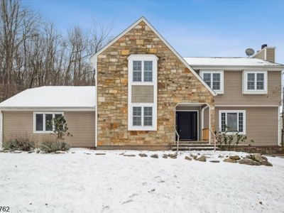 1 Knob Hill Rd, Washington Township, NJ, 07840
