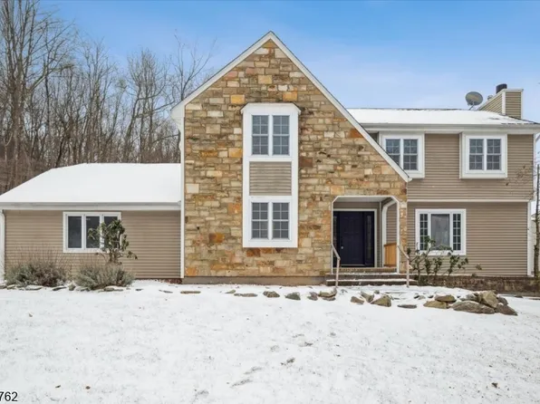 1 Knob Hill Rd, Washington Twp., NJ 07840