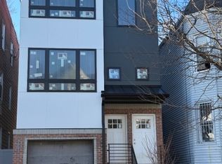107 S 8th St, Newark, NJ 07107