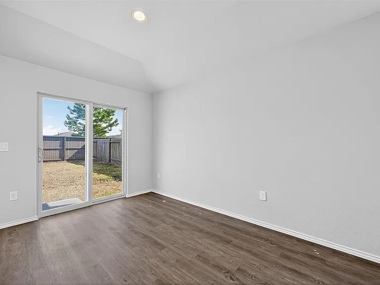15171 Willow Tree Ln — Photo 11