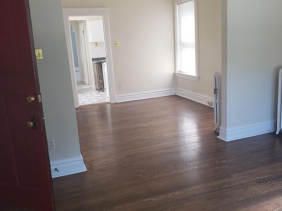 3rd image of 4416 Laclede Ave APT 2W