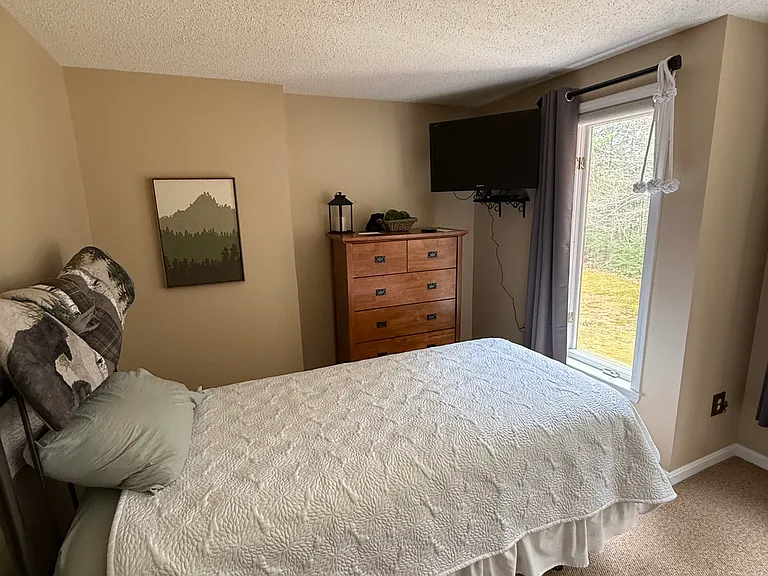 150 Meadows Dr — Photo 21