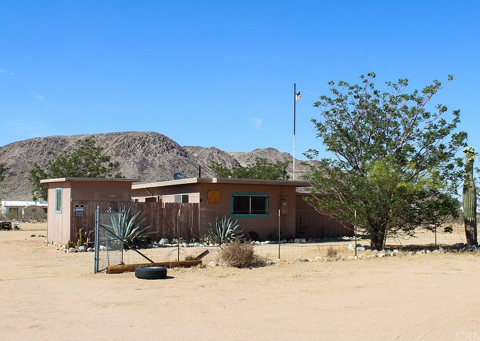 2nd image of 58988 Bearingtree Rd