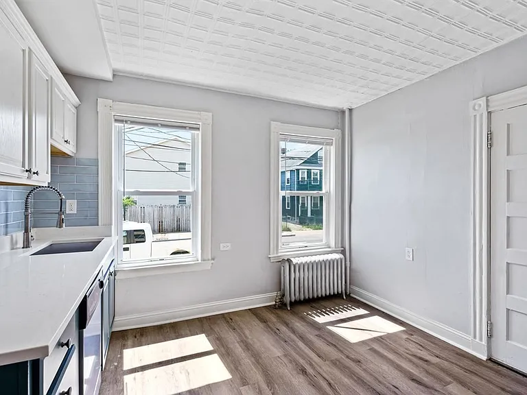 853 Cummins Hwy #1 — Photo 3