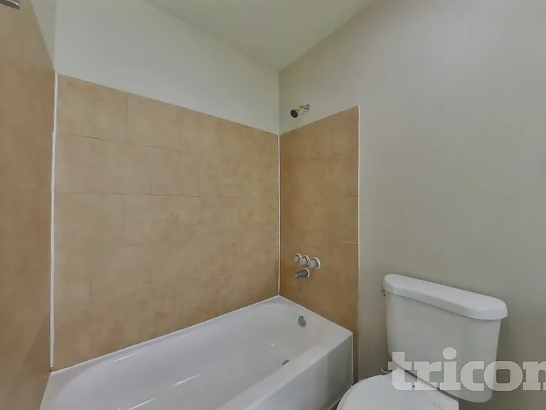 3623 Village Grove Dr — Photo 11