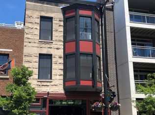 1934 W Irving Park Rd #2R, Chicago, IL 60613