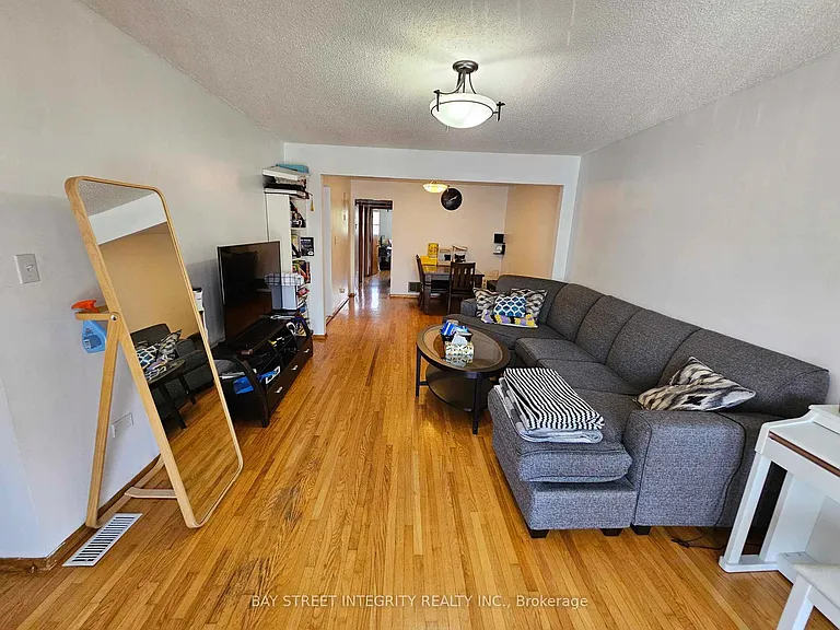 4011 Bishopstoke Ln — Photo 4
