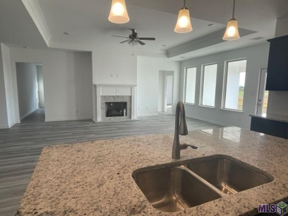 58840 April Ln, Plaquemine, LA 70764 Zillow