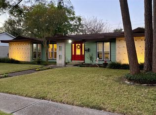 8522 Dashwood Dr, Houston, TX 77036