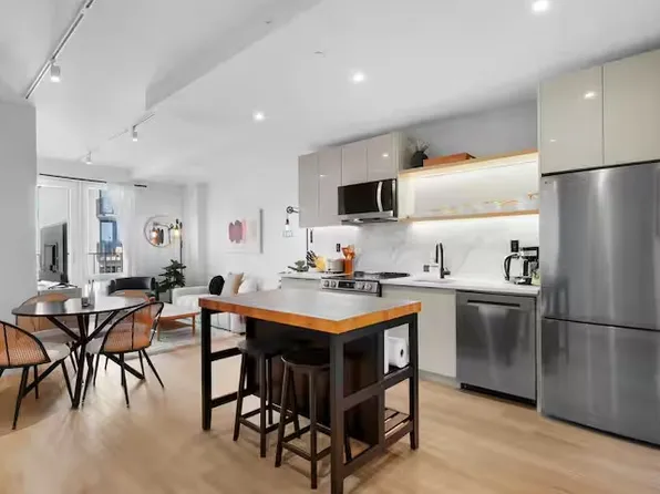 16 West Street image 3 of 37