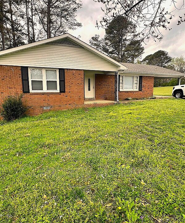 1st image of 174 Aspen Ave