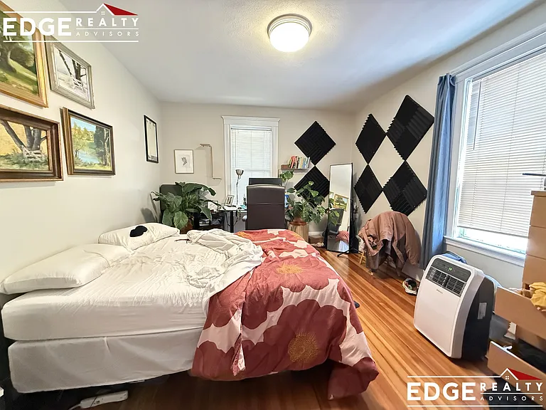 437 Washington St #1 — Photo 3