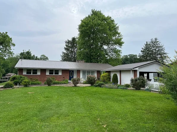 136 Nu Chance Dr, Ravenswood, WV 26164