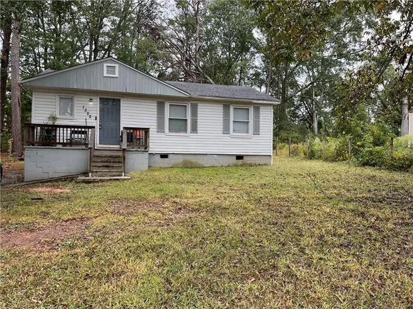 1322 Ridgeview Dr, Griffin, GA 30223