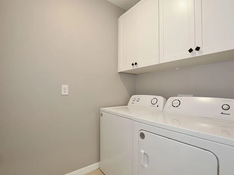2694 Sunkissed Dr — Photo 19
