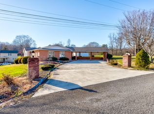 361 McKinney Rd, La Follette, TN 37766