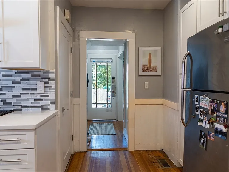 58 Bromfield St #1 — Photo 6