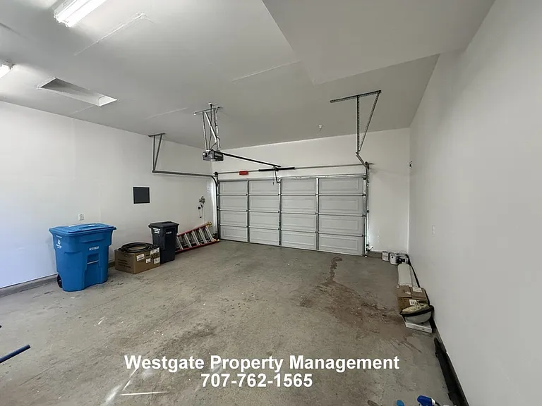 1708 Southridge Dr — Photo 19