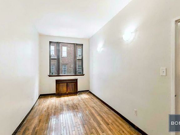 4th image of 16 W 82nd St APT 4B