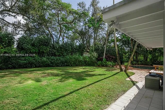 7801 SW 58th Ave — Photo 34