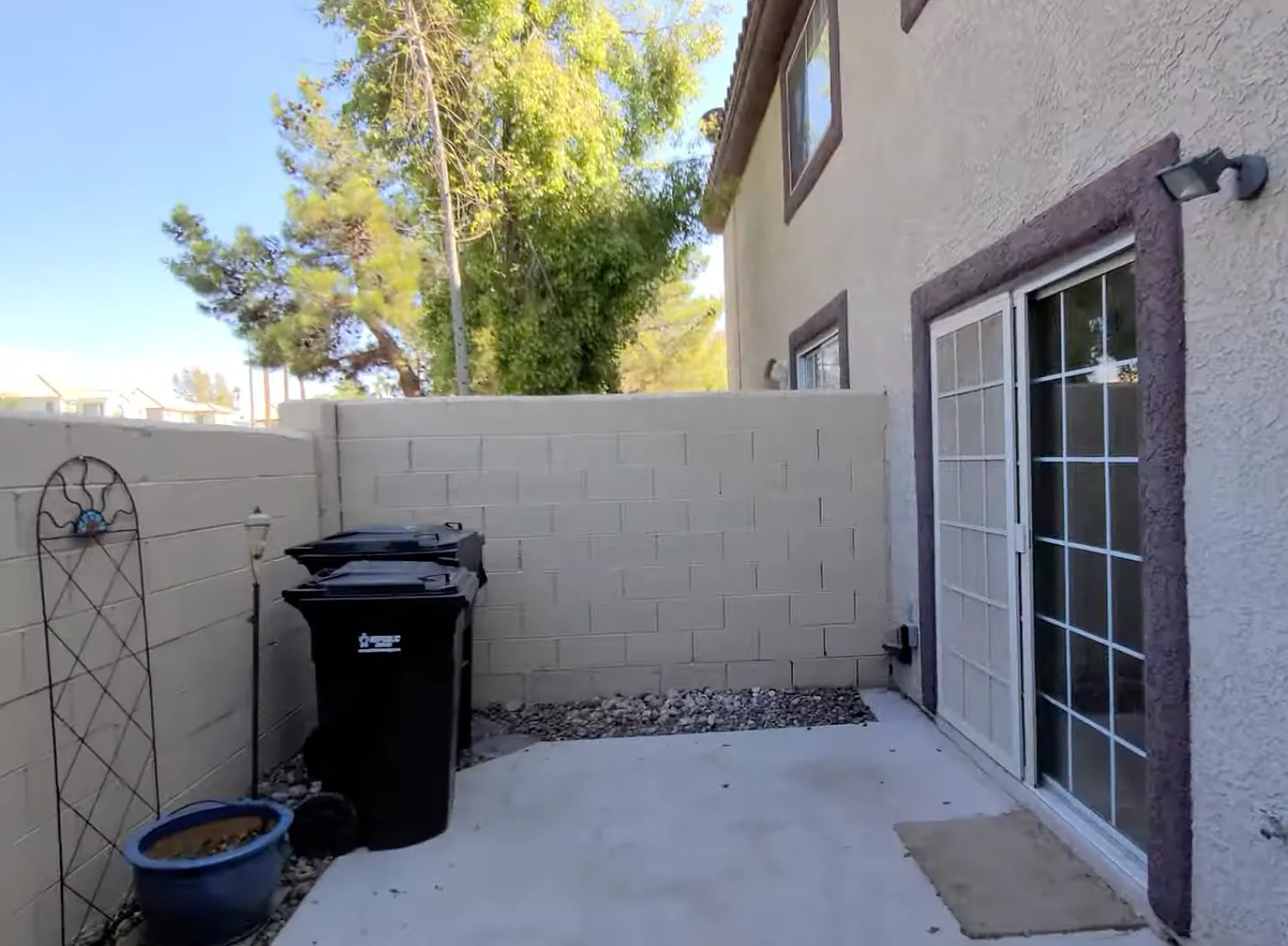 3 bed, 1523 sqft, $2,075 — Photo 2