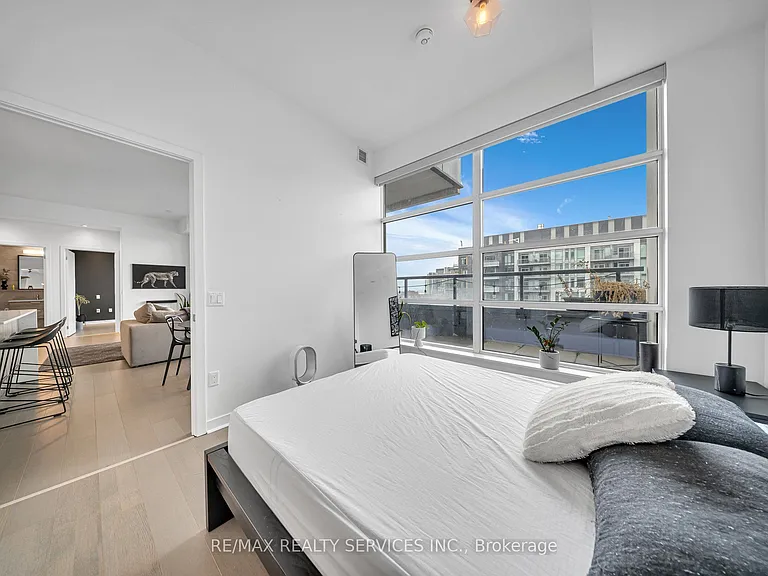 501 Adelaide St W #1404 — Photo 22