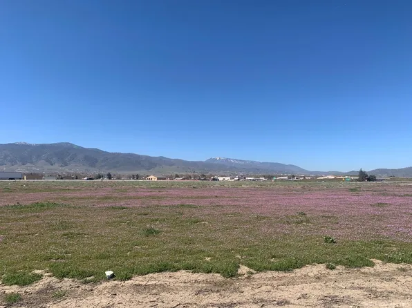0 Challenger Dr #13, Tehachapi, CA 93561