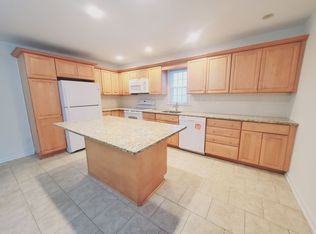 94 Harbor Dr, Stamford, CT 06902
