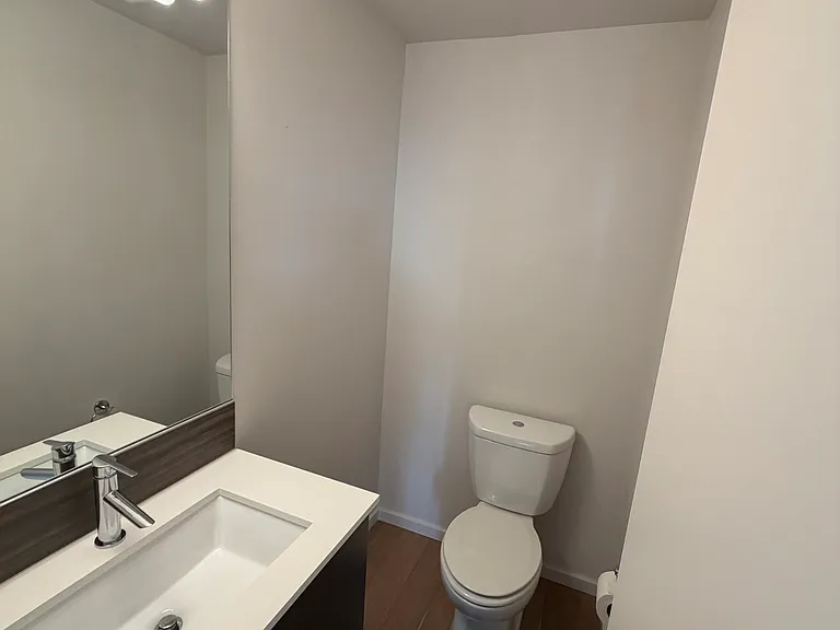 3rd floor 1/2 bathroom