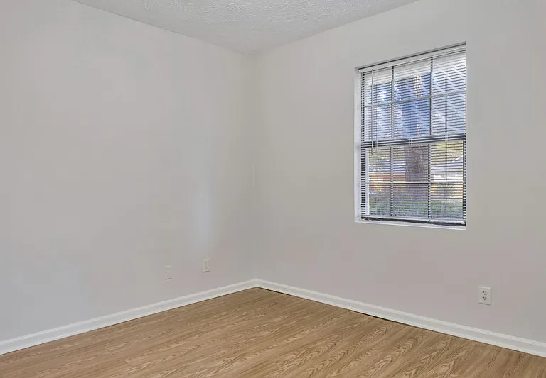 207 Whittington Dr — Photo 10