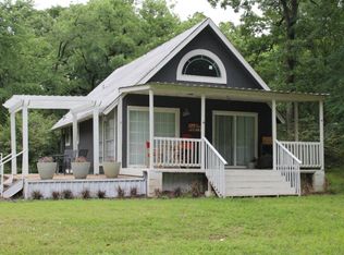 219 Shady Shores Dr, Mabank, TX 75156