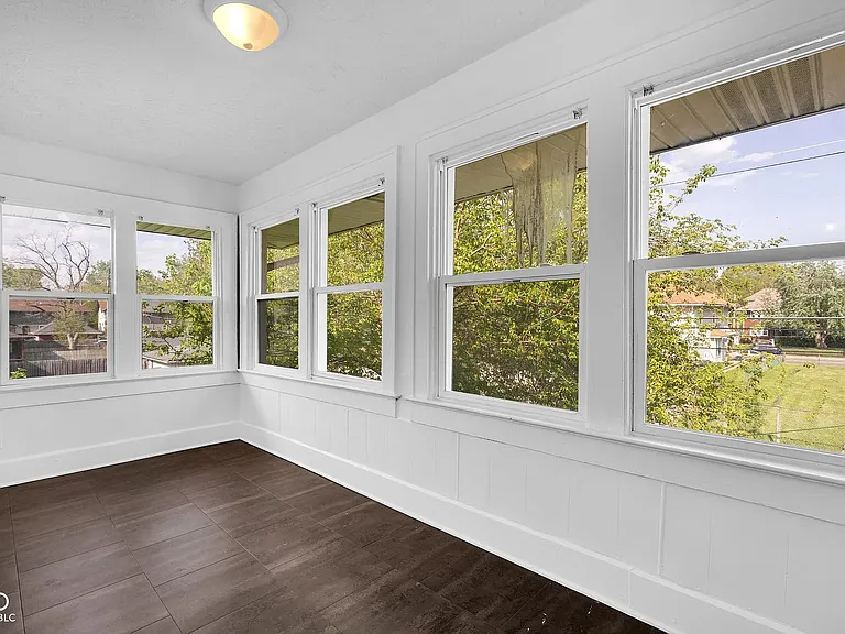 3019 Broadway St — Photo 22