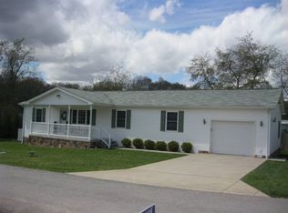 204 Christian Fork Loop, Princeton, WV 24740