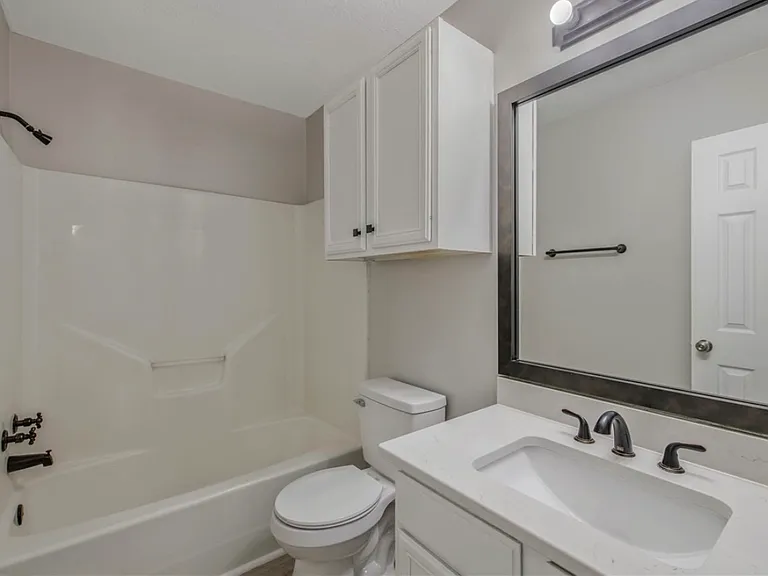 1202 Vinyard Ct #B — Photo 7