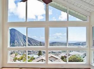 985 Kaahue St #1, Honolulu, HI 96825
