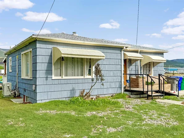 2609 4th Ave N, Lewiston, ID 83501
